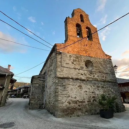 La Casina De La Yeye Holiday home San Cristobal de Valdueza