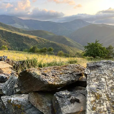 La Casina De La Yeye * San Cristobal de Valdueza